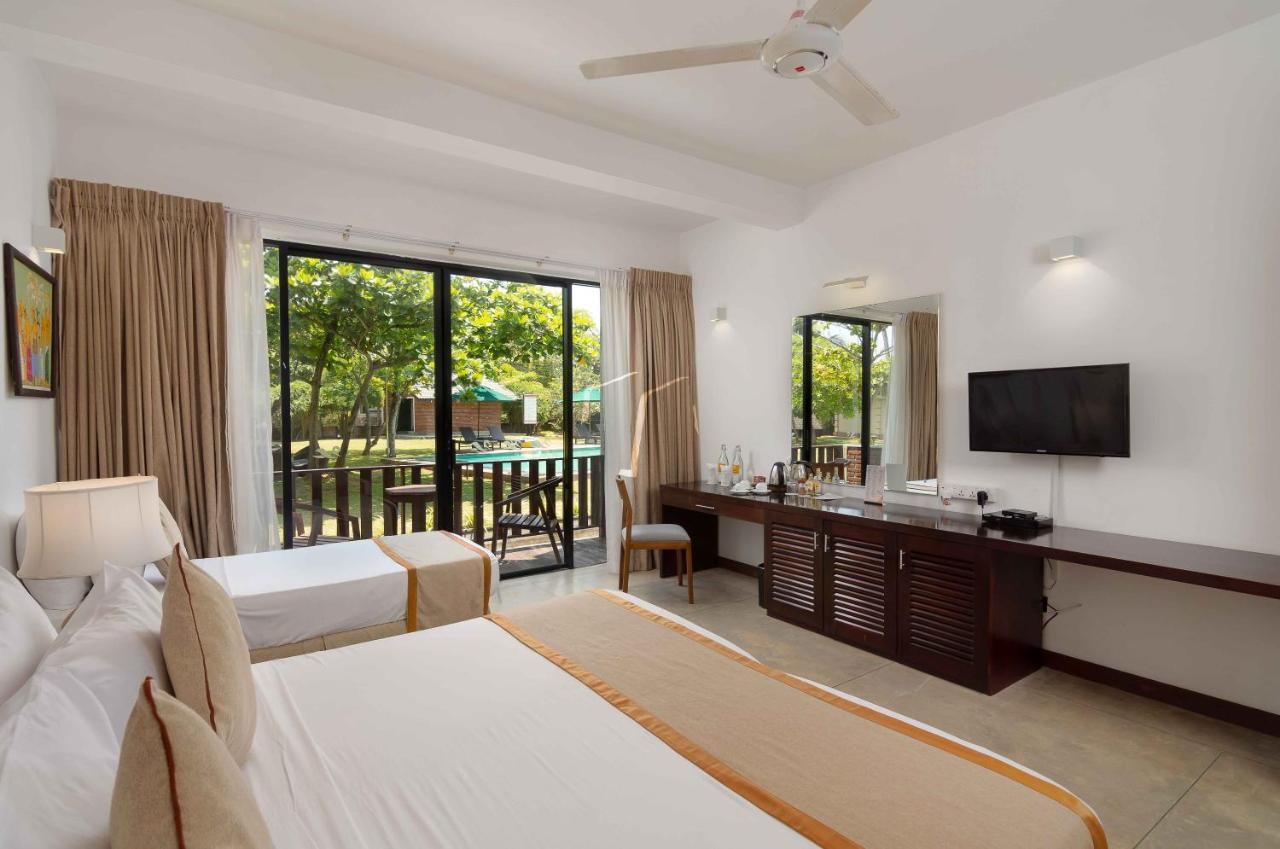 The South - Beach & Lake Ahangama Koggala Exterior photo